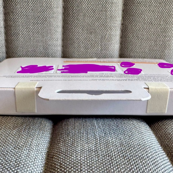 Samsung Galaxy SmartTag2 4 Pack - Black, White, Gray - Picture 4 of 4